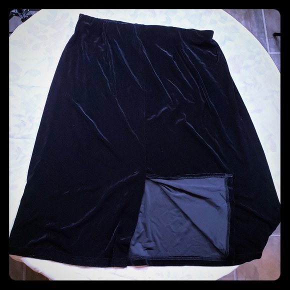 Maggie Sweet Dresses & Skirts - Maggie Sweet Black Burnout Velvet Size 2X